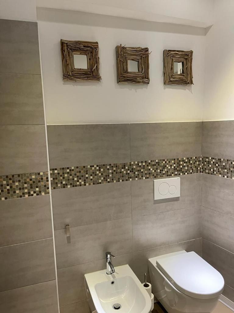 The First Apartment Trieste Ngoại thất bức ảnh
